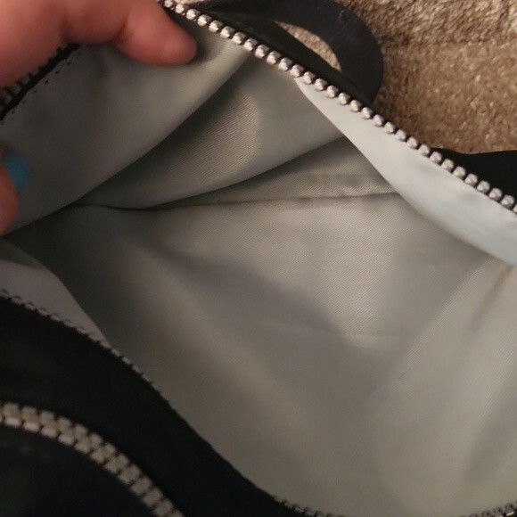 Kipling "Keiko" Black Nylon Messenger Crossbody Bag - Picture 6 of 10